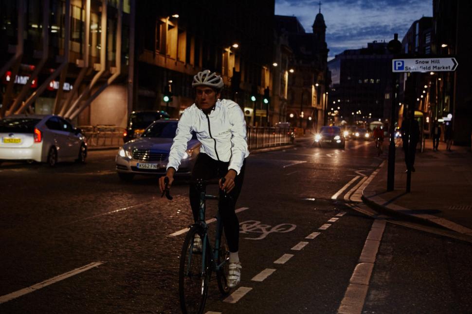 Reflective best sale cycle clothing